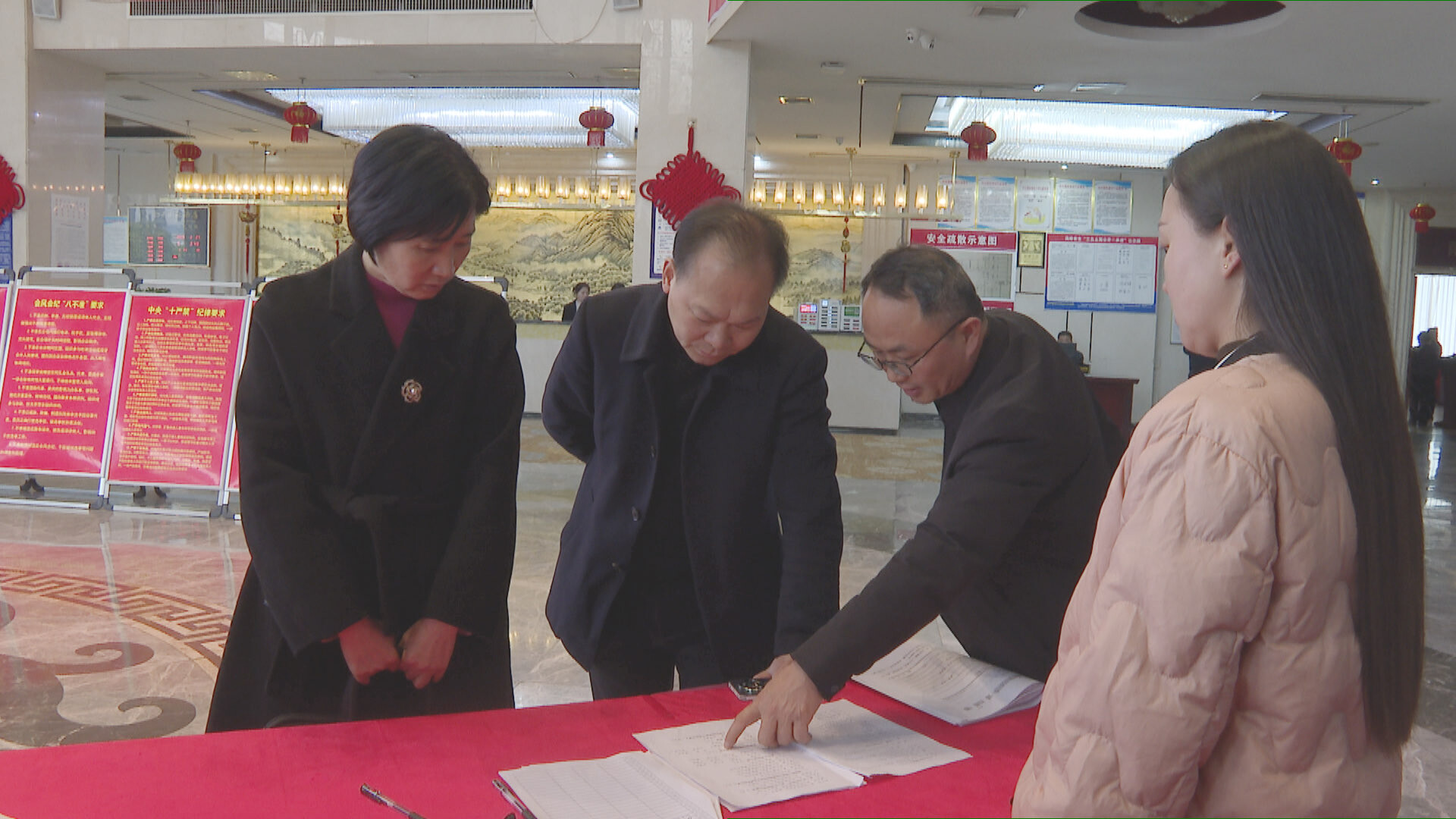 唐承威带队检查县政协第十一届委员会第五次会议准备工作