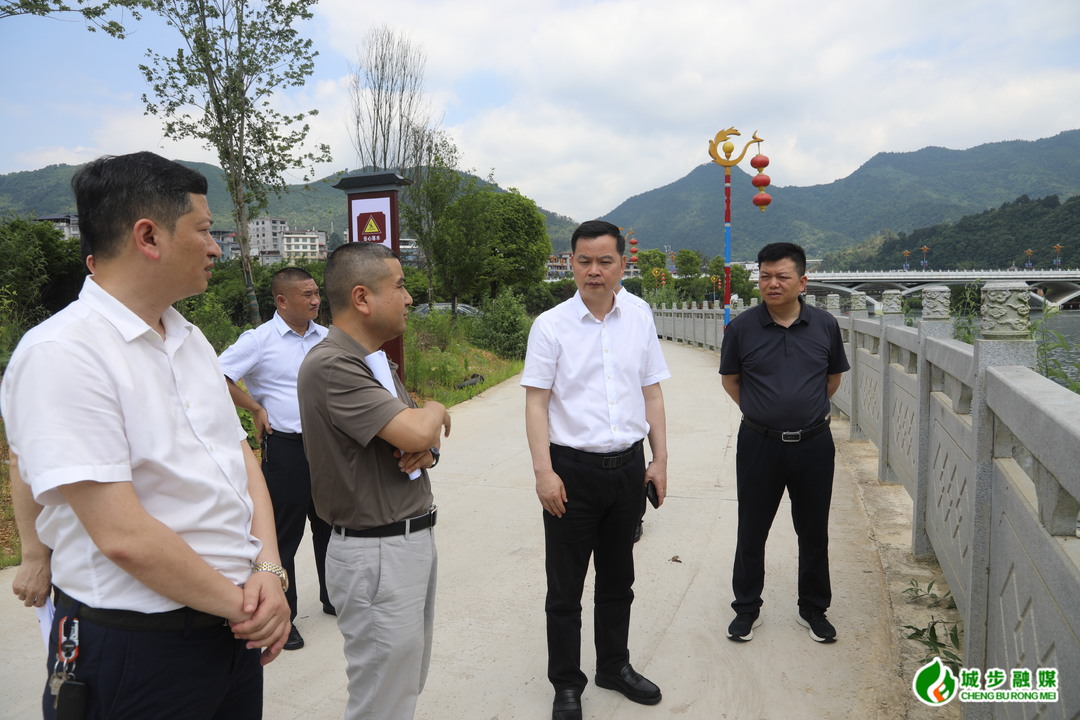 何德波调研督导城市防洪圈工作