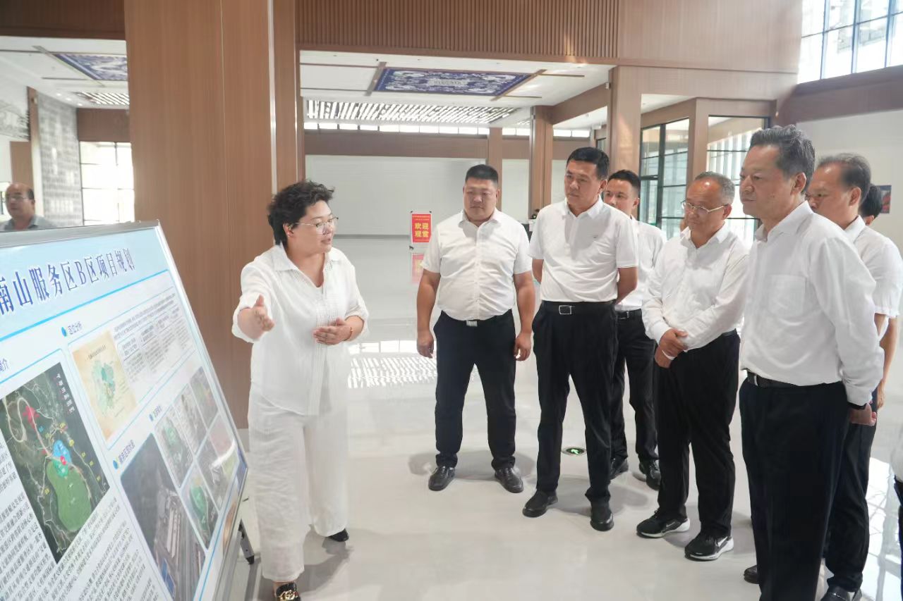 虢正贵在城步调研：提升对外开放水平 助推民族地区特色产品走向世界